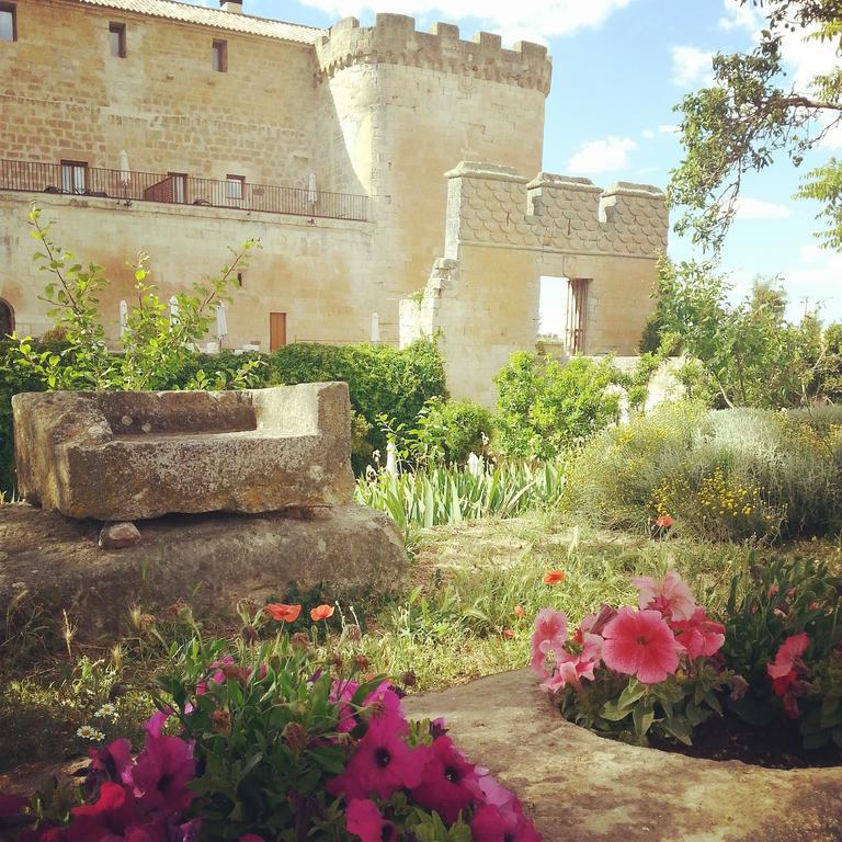 Posada Real Castillo Del Buen Amor Topas Екстер'єр фото