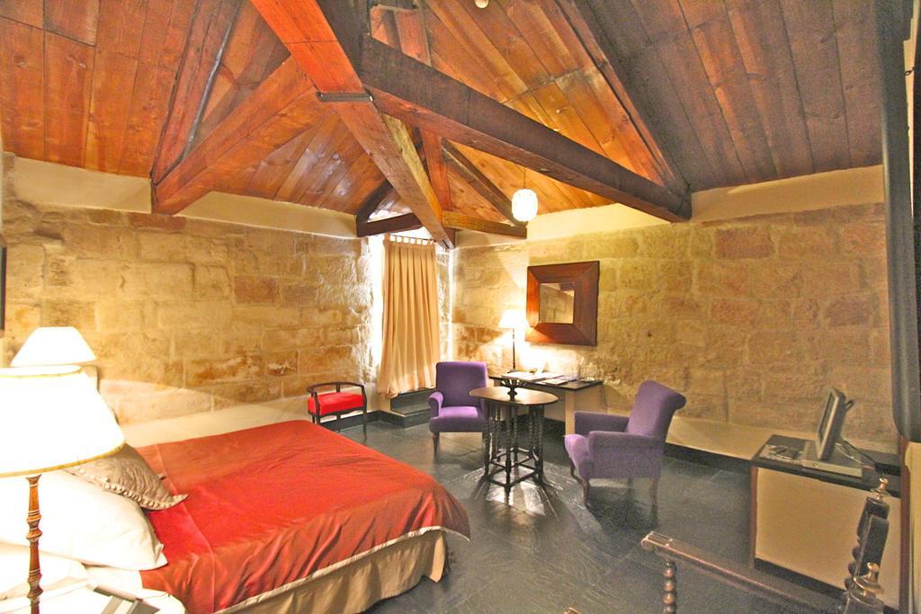 Posada Real Castillo Del Buen Amor Topas Екстер'єр фото