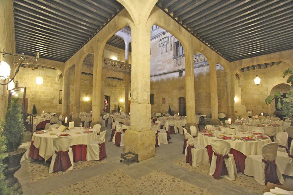 Posada Real Castillo Del Buen Amor Topas Екстер'єр фото
